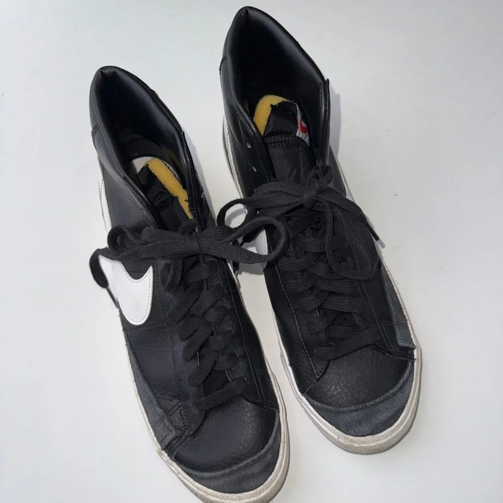 NIKE Mens 12 Black White Leather Mid 77 Vintage High Top Lace Up Sneakers Box 5B